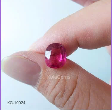 KG-10024. Tourmaline hồng – tự nhiên